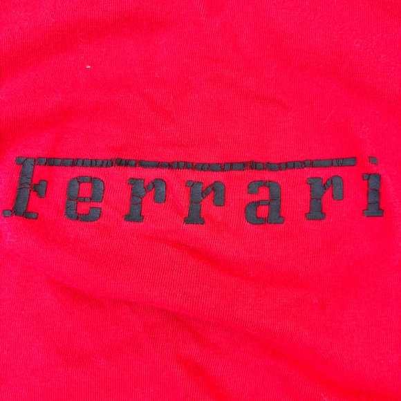 🇮🇹Tifosa!! Vintage FERRARI🇮🇹
Cropped Baby tee So Cute!
☀️Suns out ☀️Guns 💪 out! - Picture 4 of 6